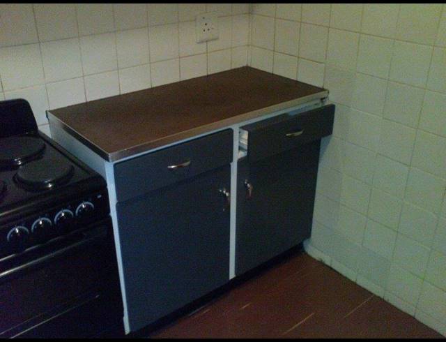 2 BEDROOM APARTMENT FOR SALE IN SUNNYSIDE